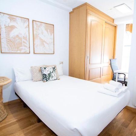 Bright Entire Apartment- Gp 1A Santiago de Compostela Luaran gambar