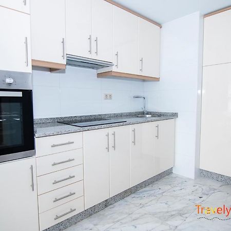 Bright Entire Apartment- Gp 1A Santiago de Compostela Luaran gambar