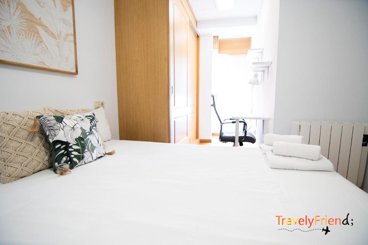 Bright Entire Apartment- Gp 1A Santiago de Compostela Luaran gambar